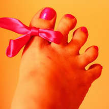 Manicure pink sherbert toes