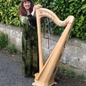 Harpist merlynna johnson