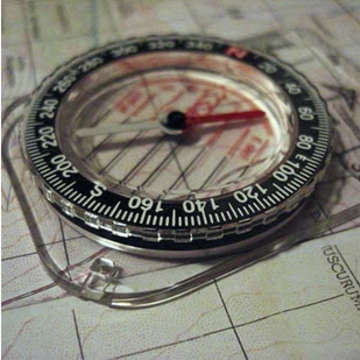 Orienteering compass hyperscholar