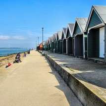 Gurnard bay beach huts ronsaunders47