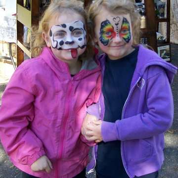 Twins facepainted