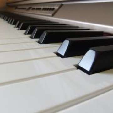 Piano keyboard oatsy40