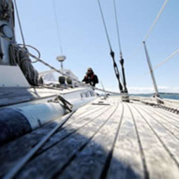 Sailing wili hybrid