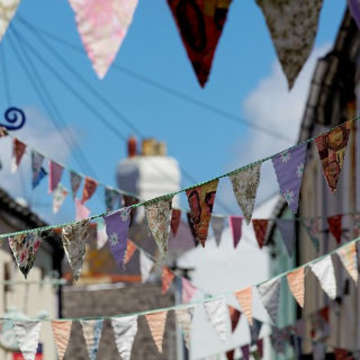 Bunting by si b